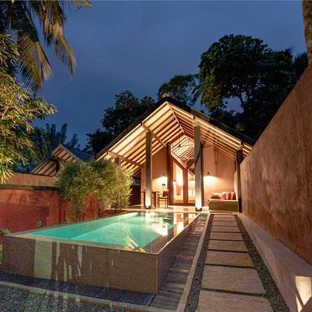 Nisala Villas Хиккадува Экстерьер фото