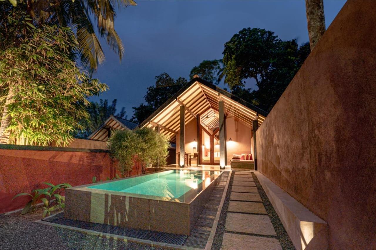 Nisala Villas Хиккадува Экстерьер фото